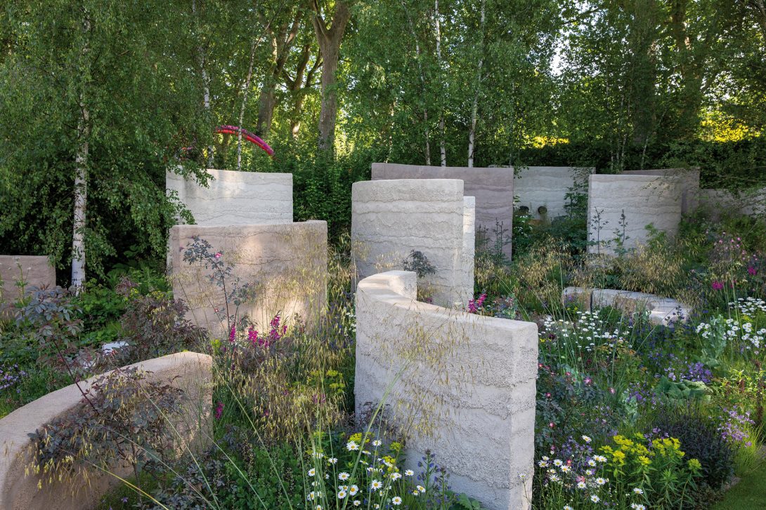 The Mind Garden. Designed by Andy Sturgeon. Sponsored by Project Giving Back in support of Mind. Show Garden. RHS Chelsea Flower Show 2022.